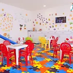 מלון Orange Palace סייד