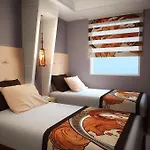 Orange Palace מלון 5*