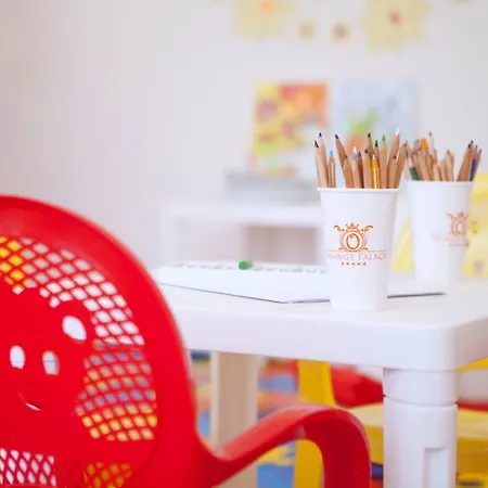 Orange Palace ホテル 5*