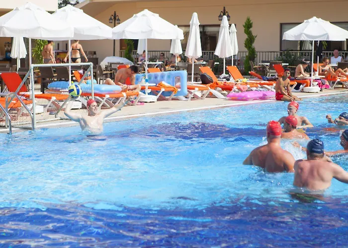 Orange Palace فندق 5*