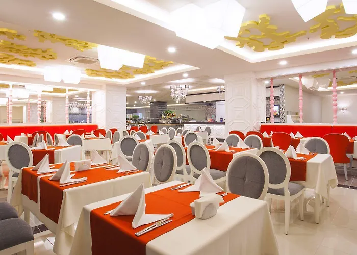 Orange Palace فندق 5*