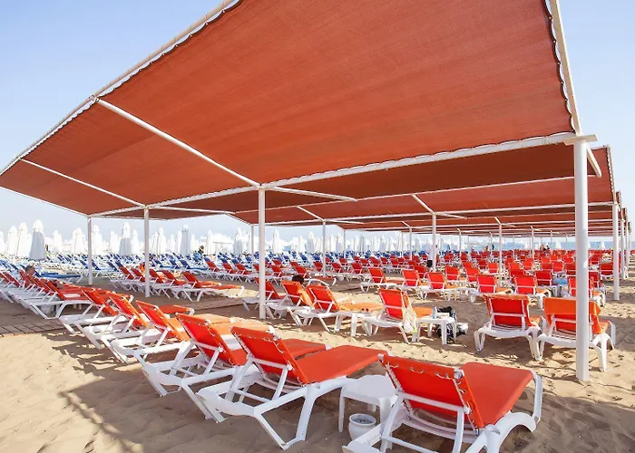 فندق Orange Palace 5*
