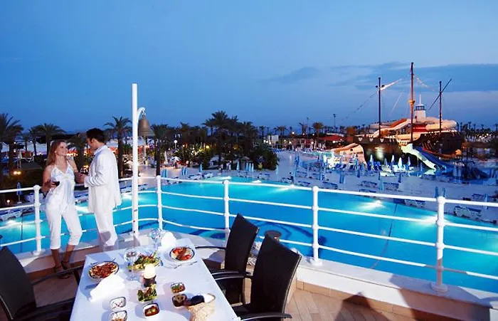 Orange Palace فندق 5*